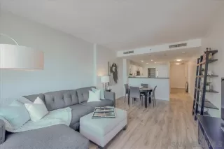 Photo #4: 230016907 Listing 