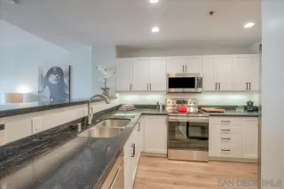 Photo #6: 230016907 Listing 