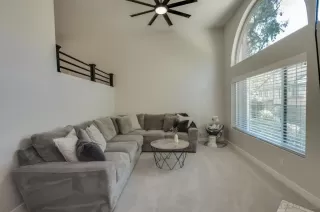 Photo #2: 230016909 Listing