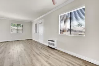 Photo #3: 230016918 Listing 