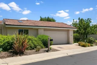 Photo #1: 230016932 Listing 
