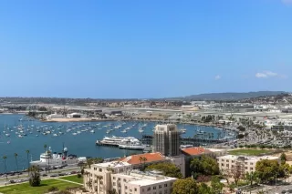 Photo #2: 230016936 Listing