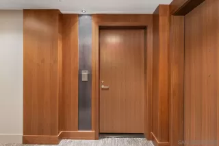 Photo #3: 230016936 Listing