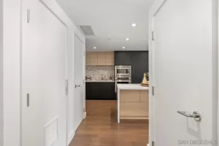 Photo #5: 230016936 Listing