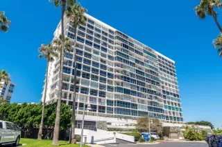 Photo #1: 230016948 Listing 