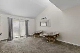 Photo #1: 230016977 Listing