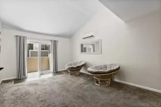 Photo #4: 230016977 Listing