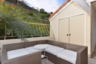 Photo #6: 230017017 Listing