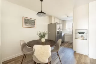 Photo #5: 230017022 Listing