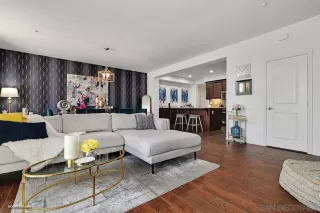 Photo #5: 230017035 Listing 