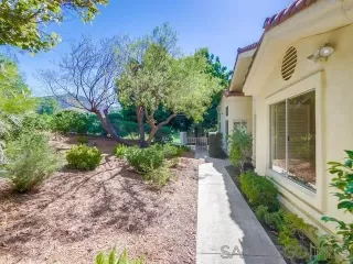 Photo #4: 230017076 Listing 