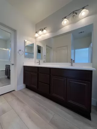 Photo #5: 230017085 Listing