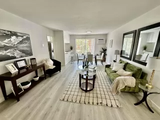 Photo #1: 230017156 Listing