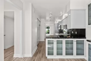 Photo #3: 230017193 Listing 