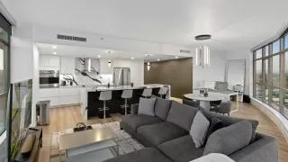 Photo #4: 230017210 Listing