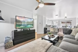 Photo #6: 230017263 Listing 