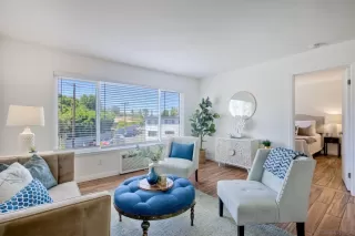 Photo #5: 230017295 Listing 