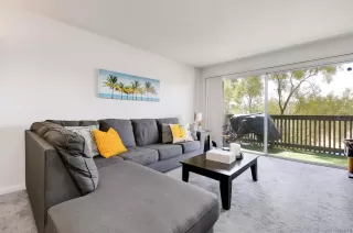 Photo #5: 230017324 Listing