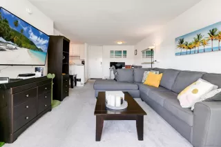 Photo #6: 230017324 Listing