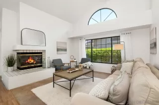 Photo #2: 230017369 Listing