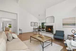 Photo #4: 230017369 Listing