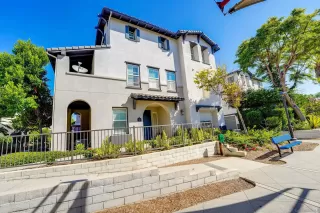 Photo #2: 230017449 Listing