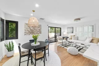 Photo #6: 230017457 Listing