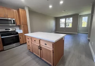 Photo #1: 230017468 Listing