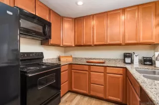 Photo #2: 230017489 Listing 