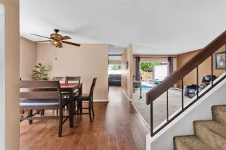 Photo #3: 230017494 Listing