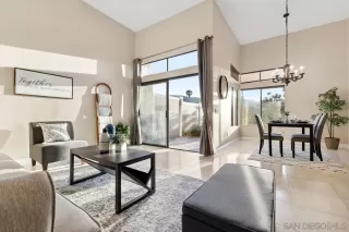 Photo #5: 230017528 Listing