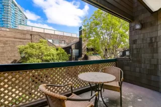 Photo #6: 230017530 Listing 