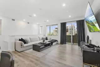 Photo #4: 230017552 Listing