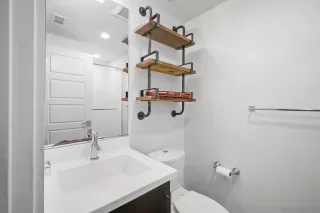 Photo #3: 230017564 Listing