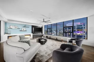 Photo #2: 230017586 Listing