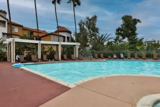 Photo #4: 230017616 Listing