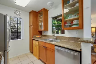 Photo #5: 230017619 Listing