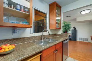 Photo #6: 230017619 Listing