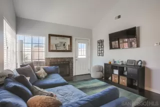 Photo #5: 230017626 Listing