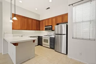 Photo #3: 230017671 Listing