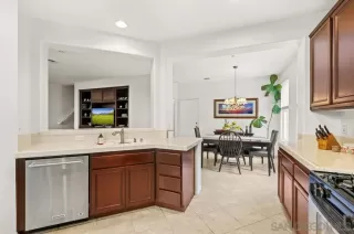 Photo #6: 230017735 Listing 