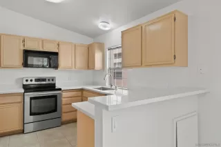 Photo #5: 230017854 Listing