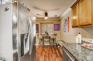 Photo #5: 230017864 Listing