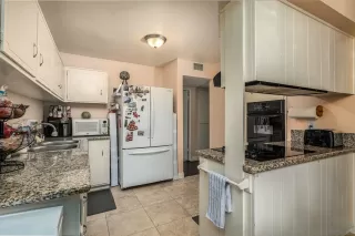 Photo #5: 230017892 Listing 