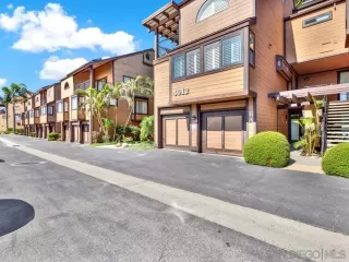 Photo #5: 230017901 Listing