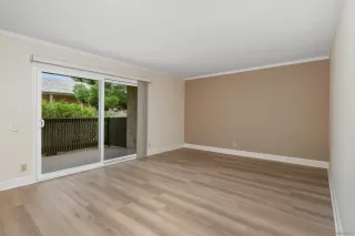 Photo #2: 230017904 Listing