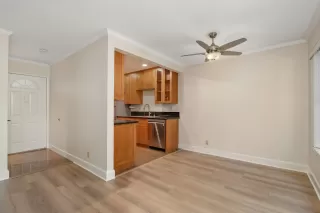 Photo #6: 230017904 Listing