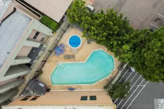 Photo #5: 230017905 Listing