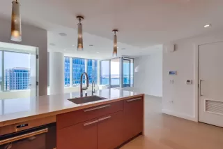 Photo #3: 230017944 Listing