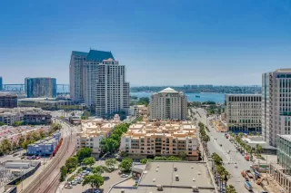 Photo #6: 230017944 Listing